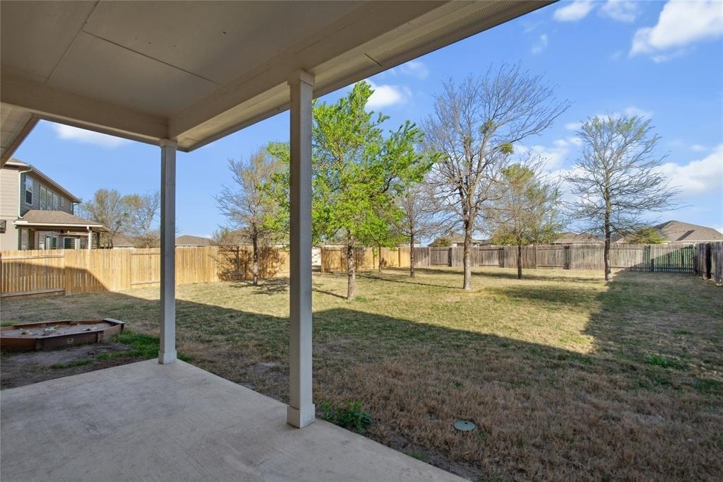 117 Draco St - Photo 33