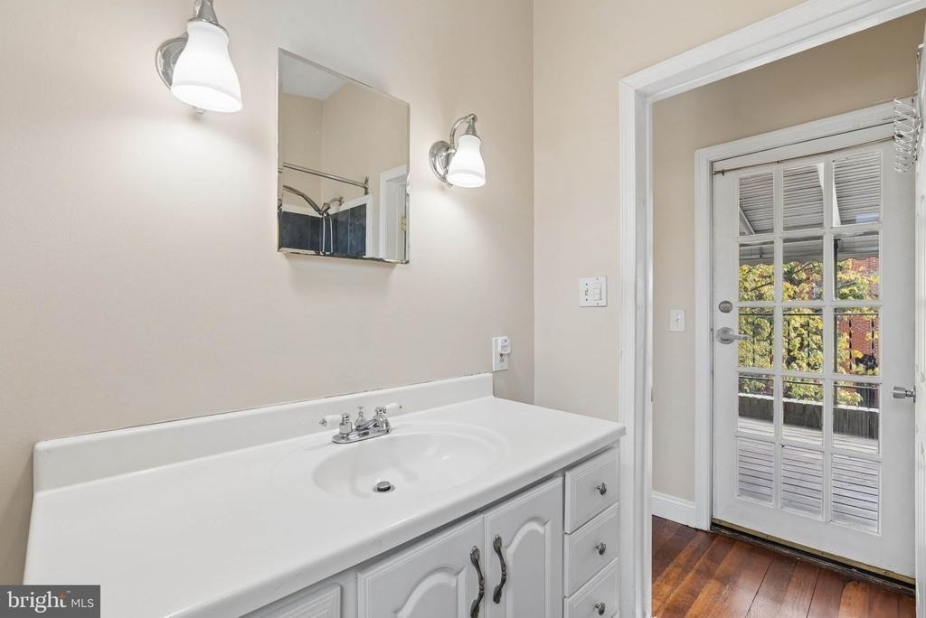 516 S Patterson Park Avenue - Photo 19