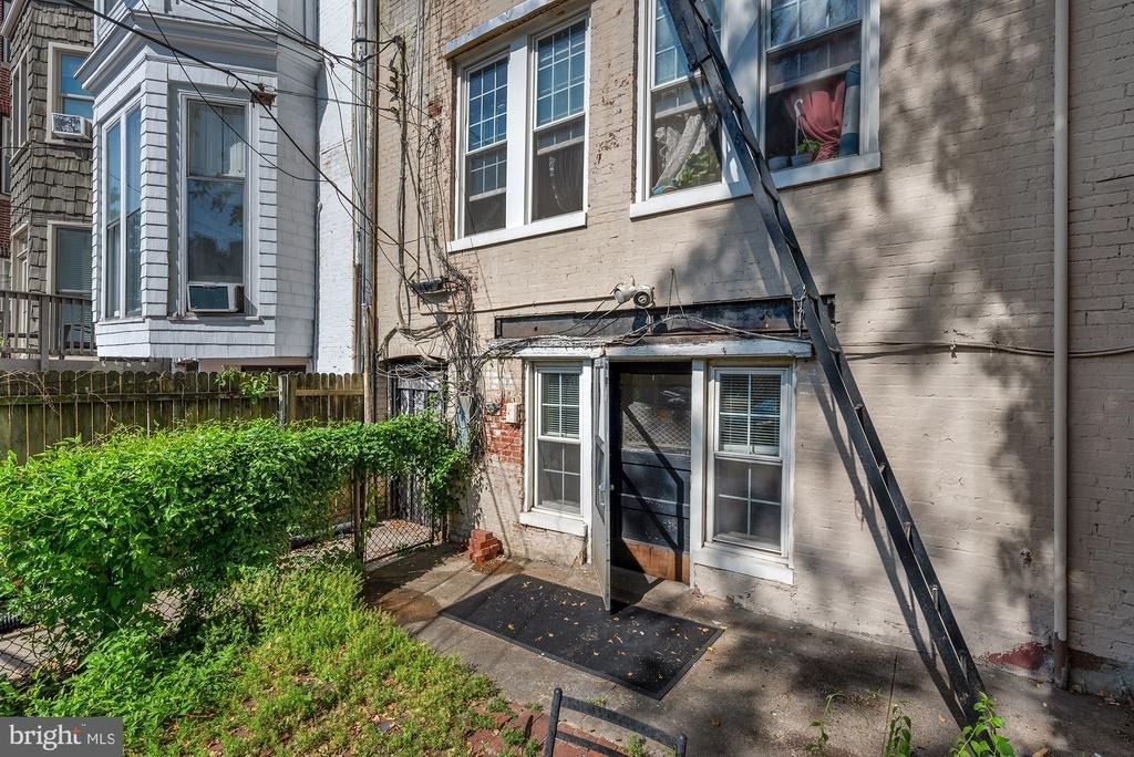 931 Saint Paul St Street - Photo 14
