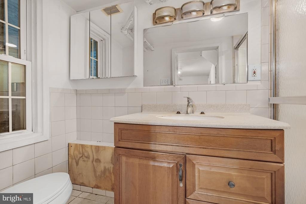931 Saint Paul St Street - Photo 11