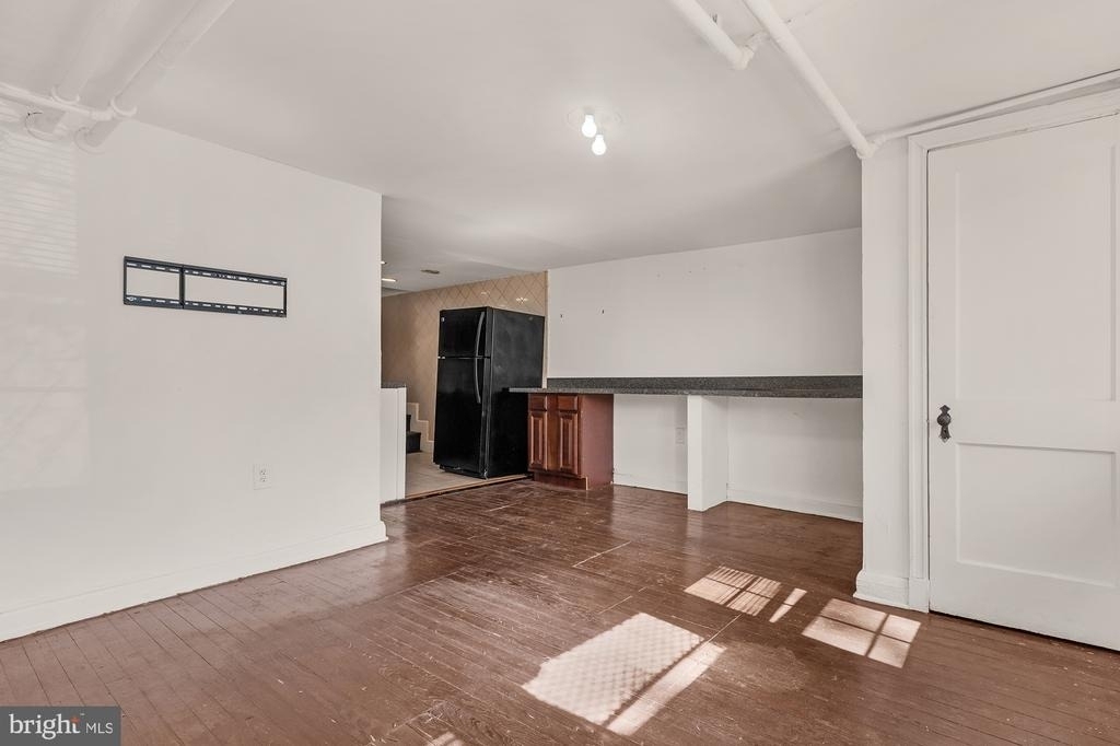 931 Saint Paul St Street - Photo 5