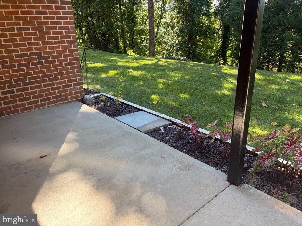 2900 Shipmaster Way - Photo 17