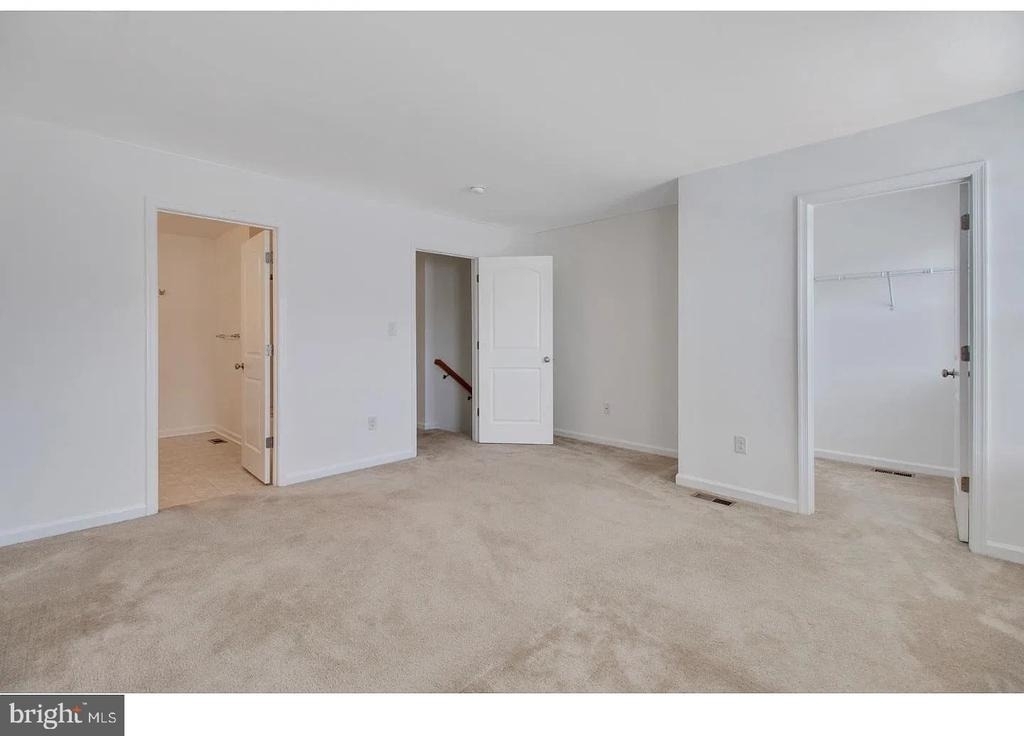 657 Jacobsen Circle - Photo 16