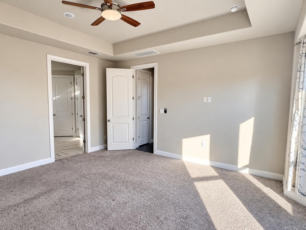 2637 Enza Dr - Photo 17