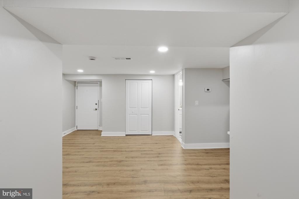 2388 Champlain Street Nw - Photo 14