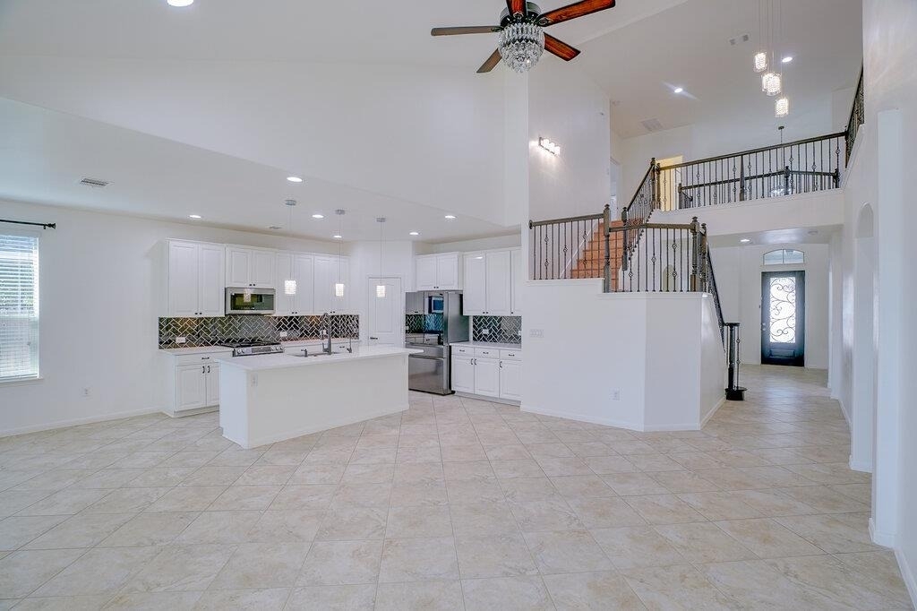 2509 Etta May Ln - Photo 4
