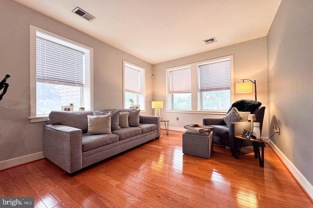 921 Butternut Street Nw - Photo 9
