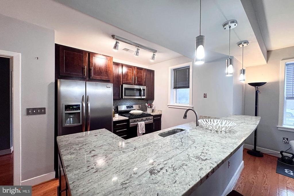 921 Butternut Street Nw - Photo 5