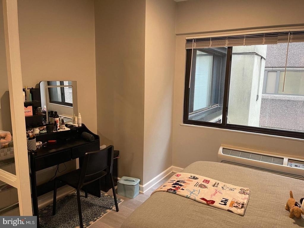 2141 I Street Nw - Photo 25