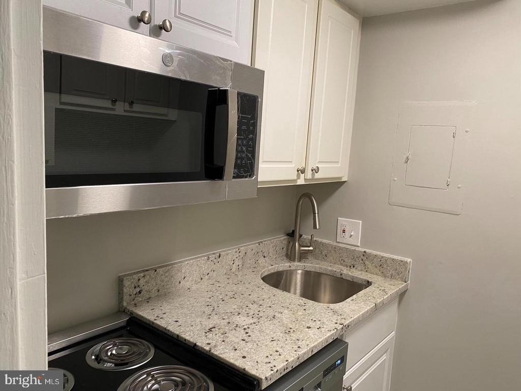 2141 I Street Nw - Photo 7