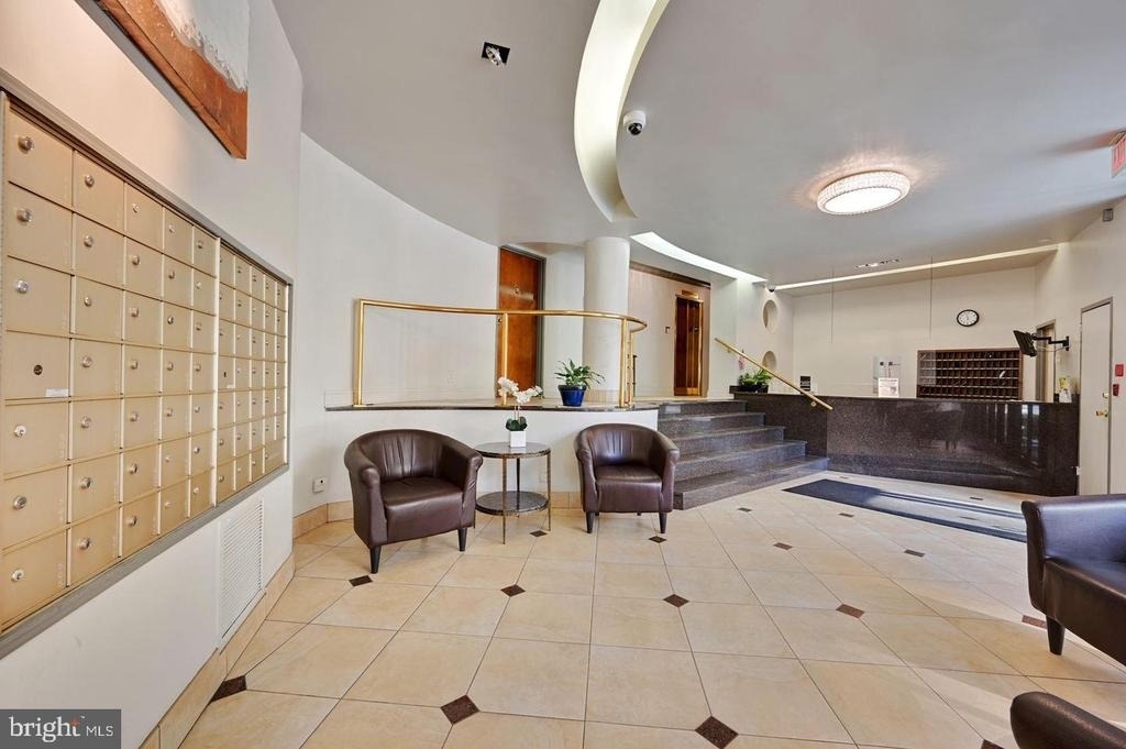 2141 I Street Nw - Photo 4