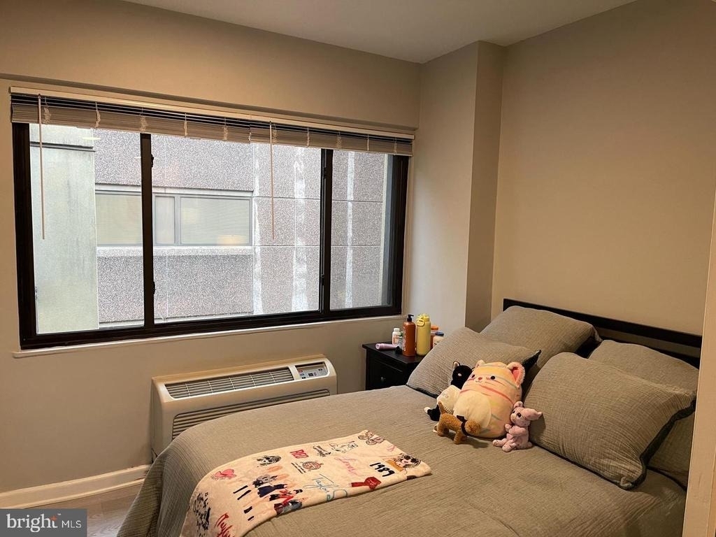 2141 I Street Nw - Photo 22