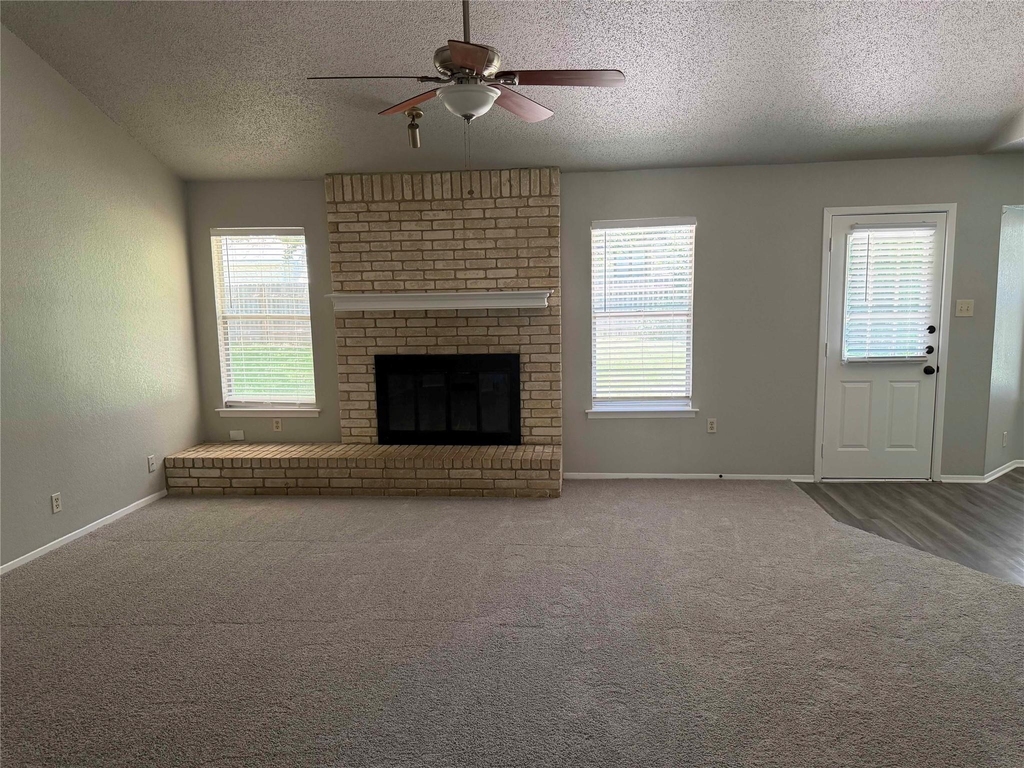 606 Brookhollow Dr - Photo 3