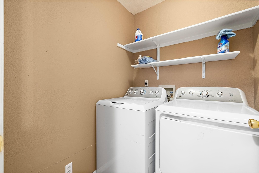 400 Debora Dr - Photo 14