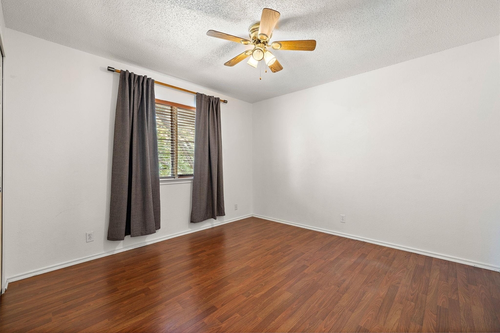 400 Debora Dr - Photo 20