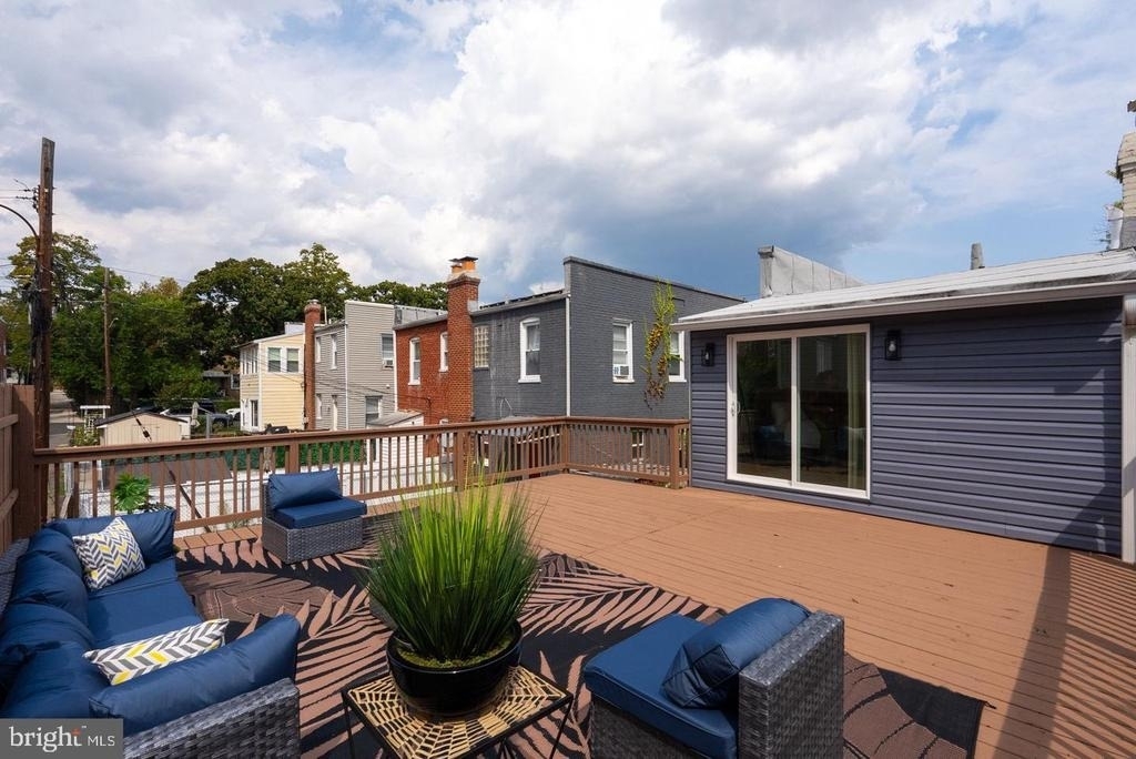 6314 7th Street Nw - Photo 40
