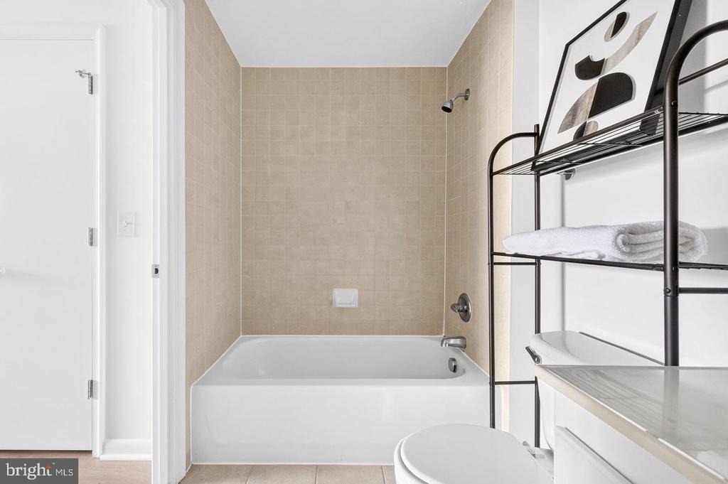 355 I Street Sw - Photo 20