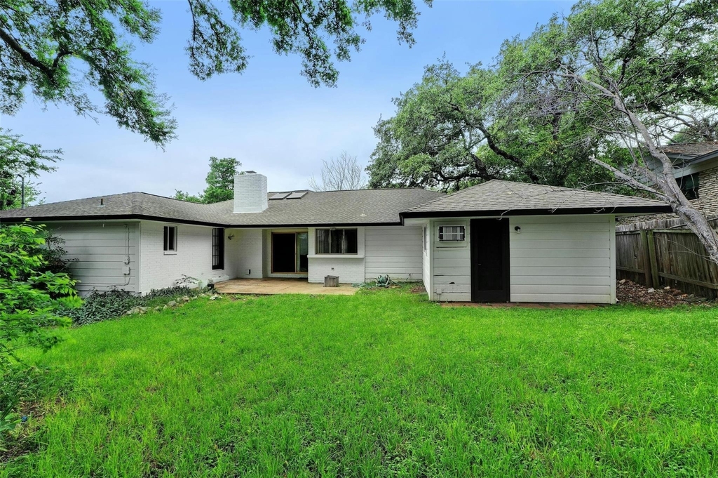 8001 Ceberry Dr - Photo 24