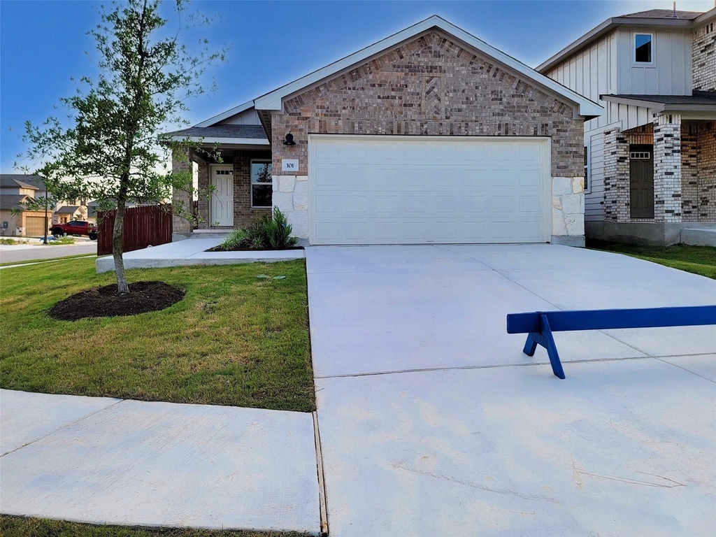 101 Outlaw Dr - Photo 0