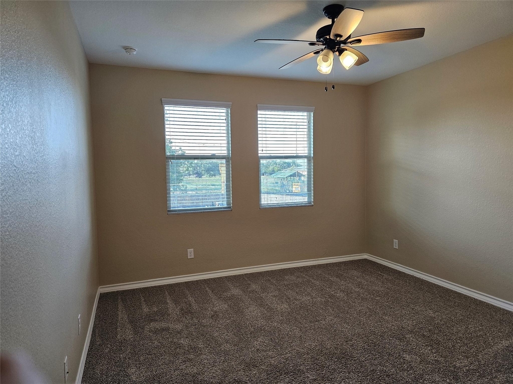 231 Drystone Trl - Photo 4