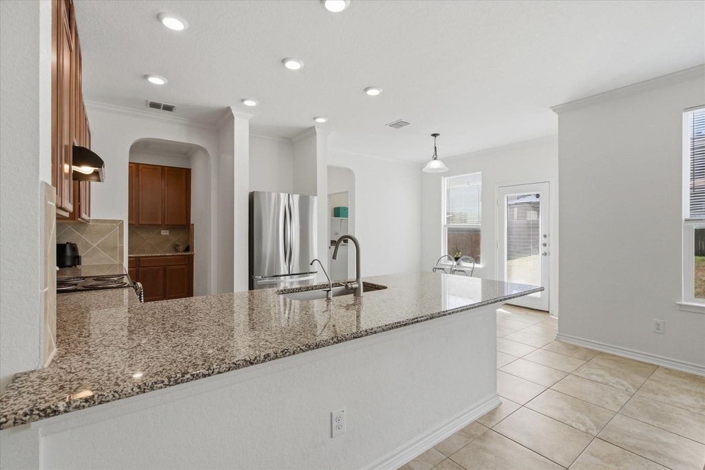 3912 Gentle Meadow - Photo 5