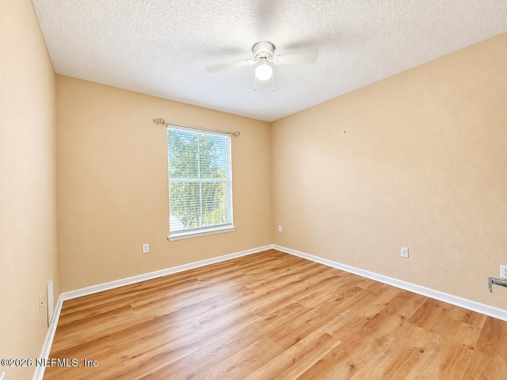 8539 Gate Parkway W - Photo 12