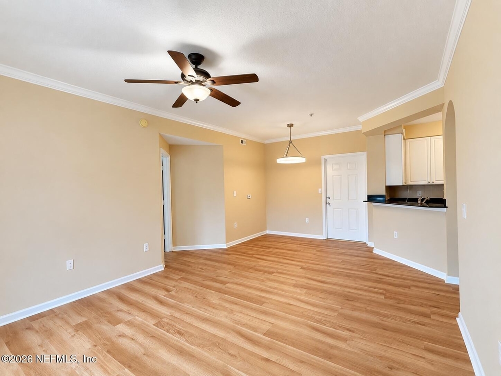 8539 Gate Parkway W - Photo 5