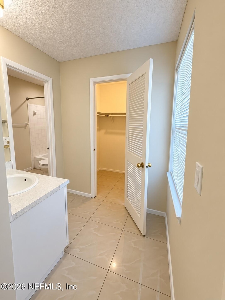 8175 Sutton Place N - Photo 14