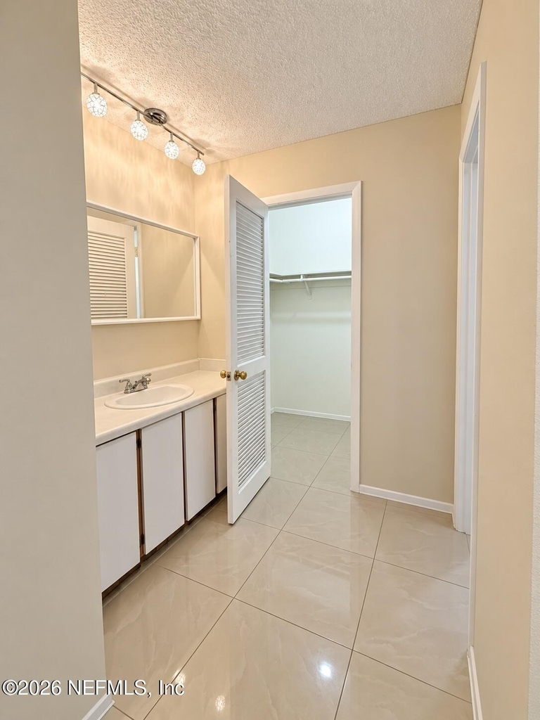 8175 Sutton Place N - Photo 13