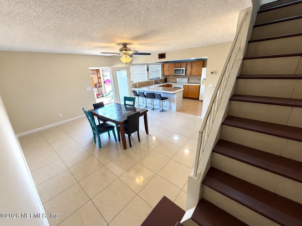 8175 Sutton Place N - Photo 9