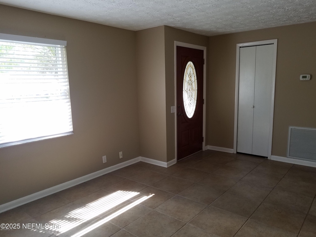 2696 Tina Lane - Photo 3