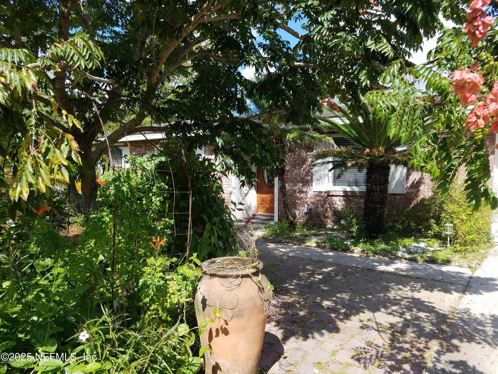 2696 Tina Lane - Photo 1
