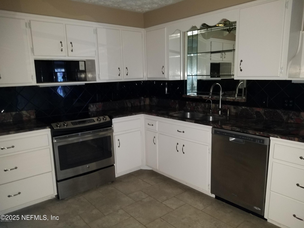 2696 Tina Lane - Photo 7