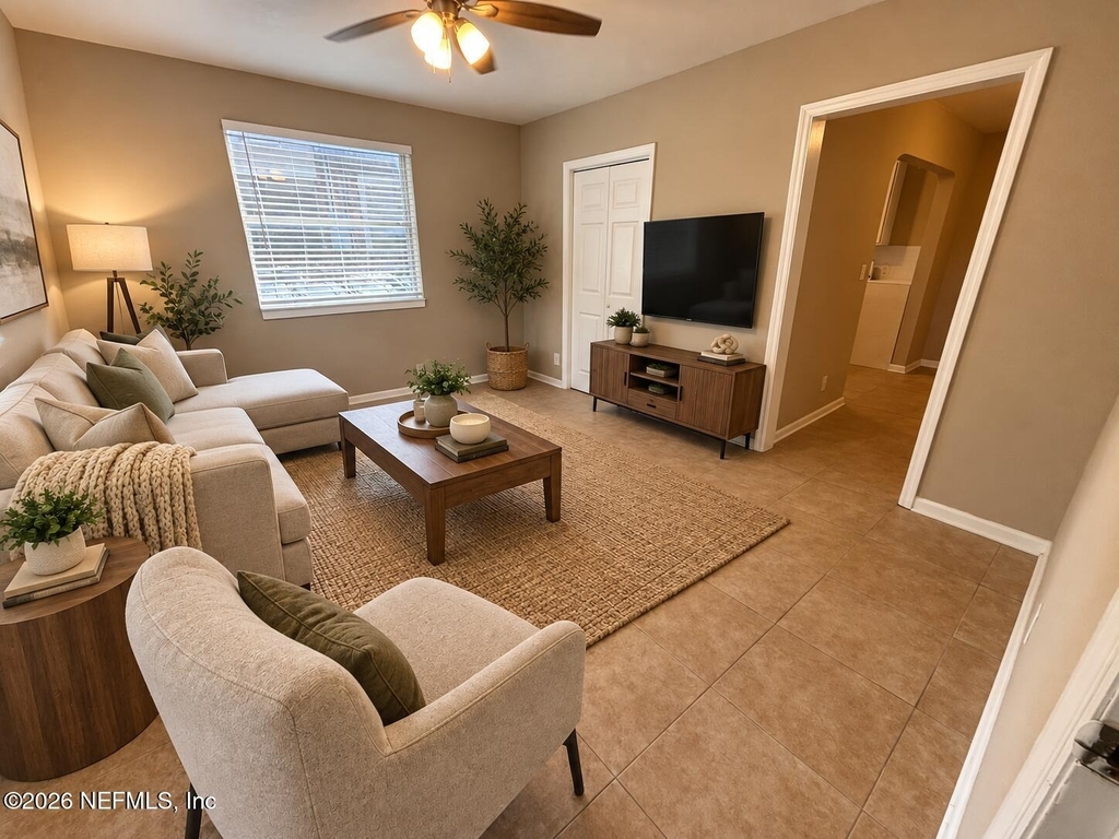 828 Acosta Street - Photo 3