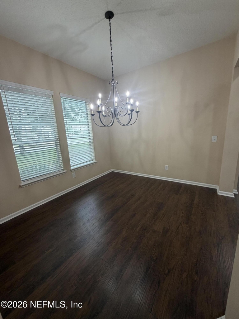 6295 Endelstow Lane - Photo 8