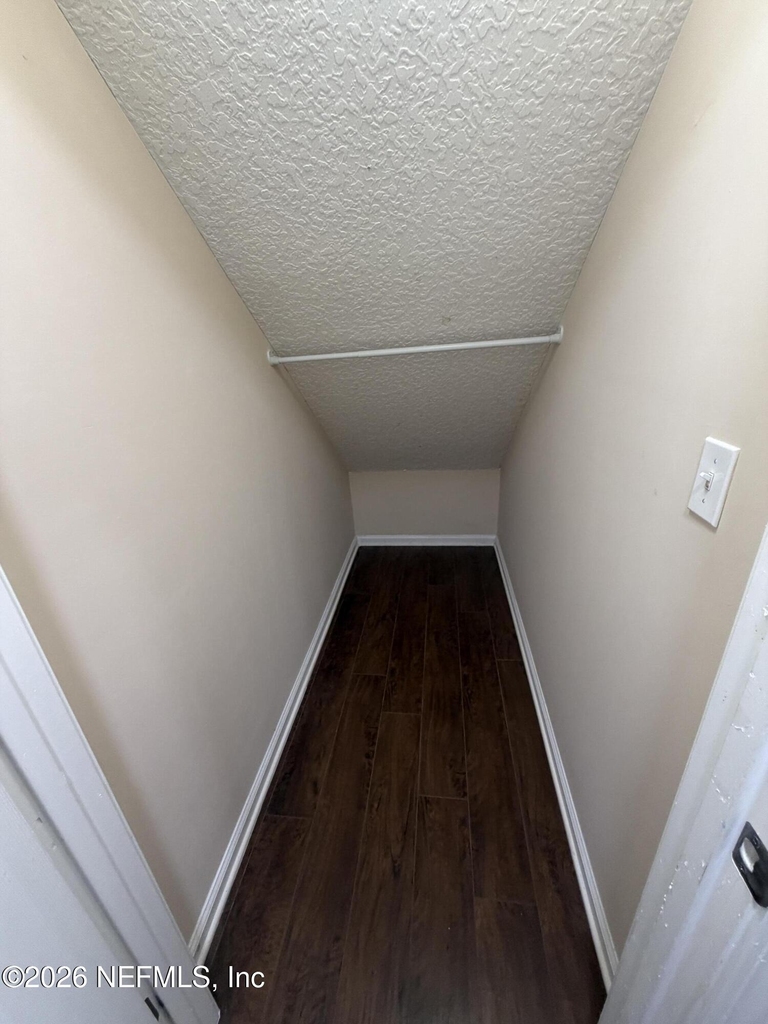 6295 Endelstow Lane - Photo 28
