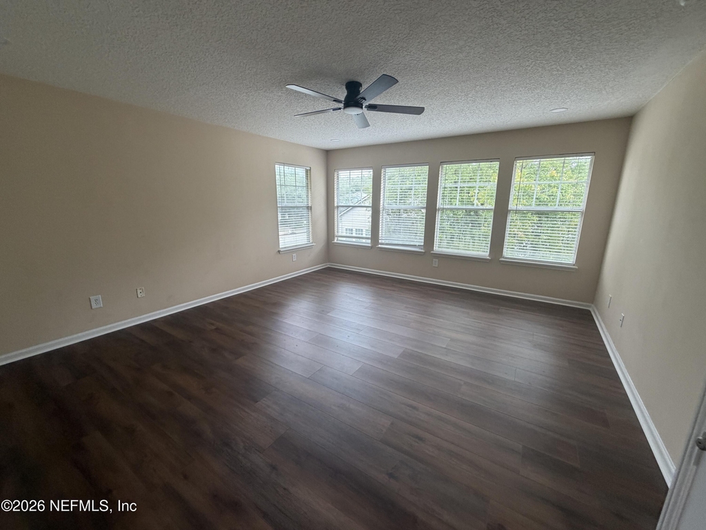 6295 Endelstow Lane - Photo 42