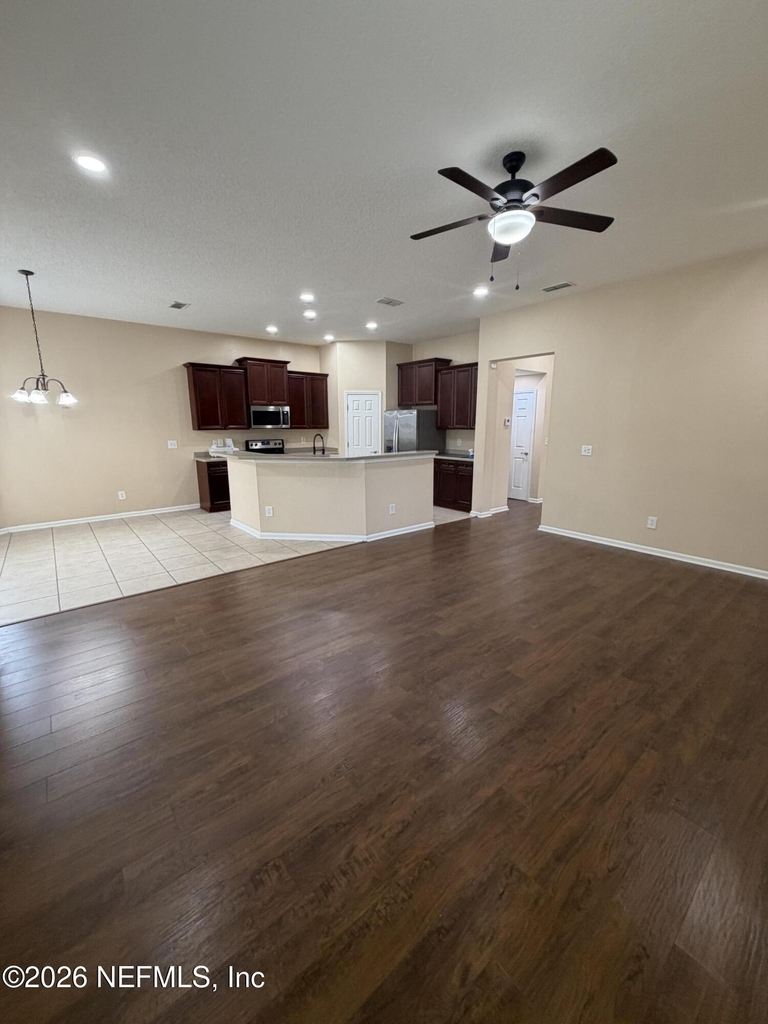 6295 Endelstow Lane - Photo 14