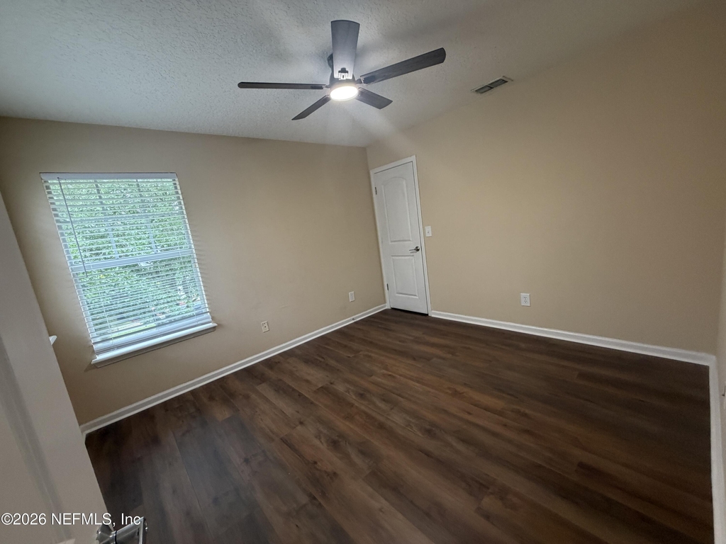 6295 Endelstow Lane - Photo 47