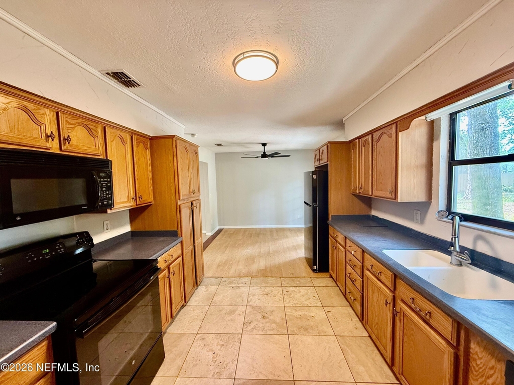 568 San Pablo Road N - Photo 8