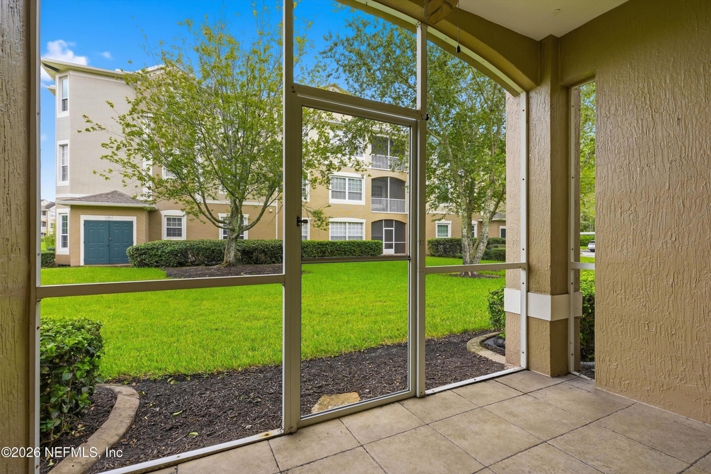 7990 Baymeadows Road E - Photo 22
