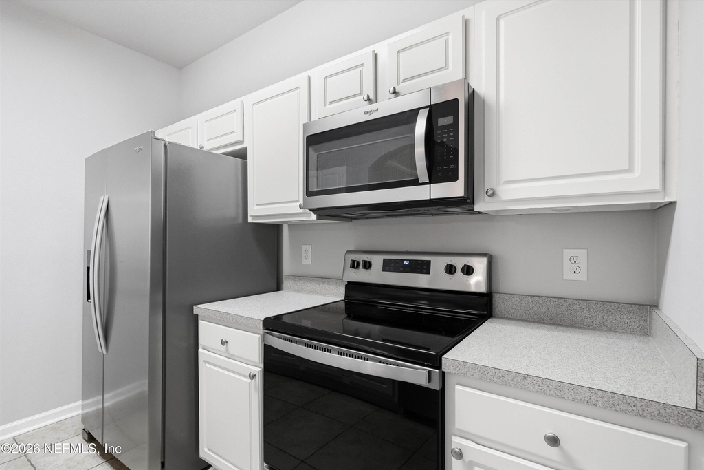 7990 Baymeadows Road E - Photo 4