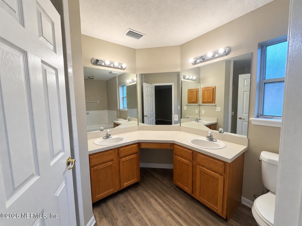 8109 Timber Point Drive - Photo 8