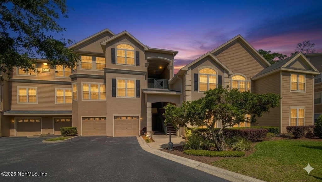 13810 Sutton Park Drive N - Photo 28