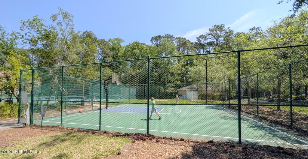 13810 Sutton Park Drive N - Photo 7
