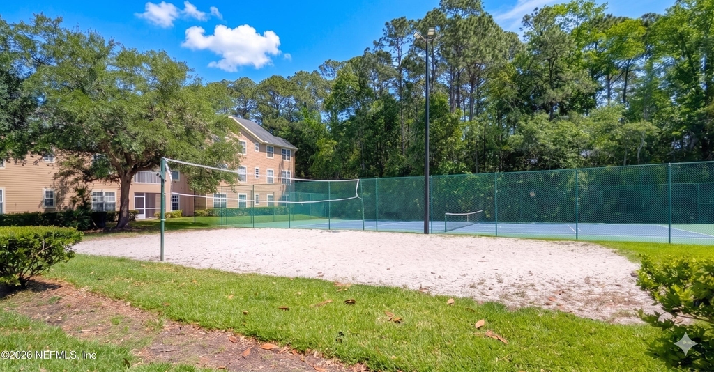 13810 Sutton Park Drive N - Photo 22
