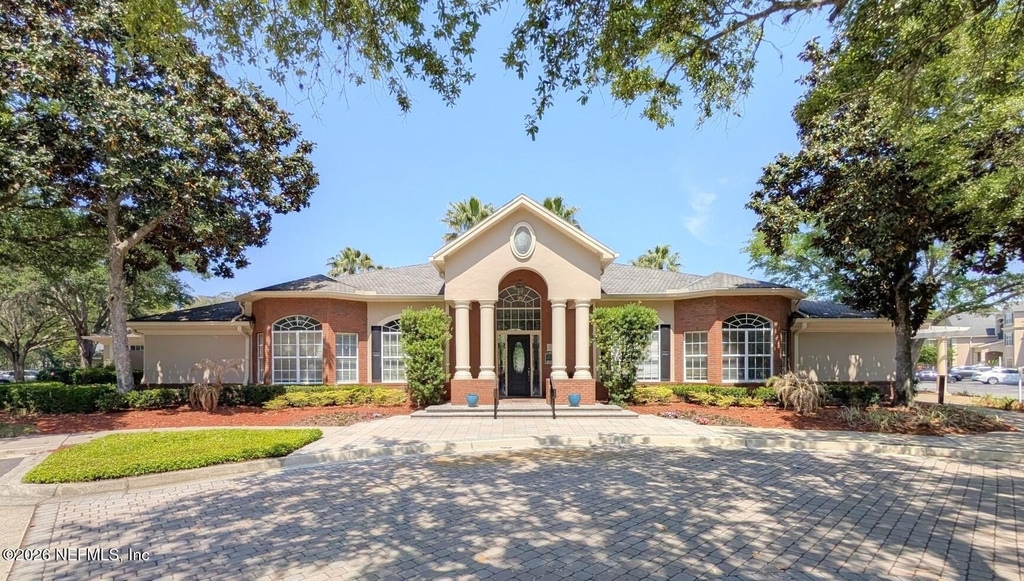 13810 Sutton Park Drive N - Photo 6