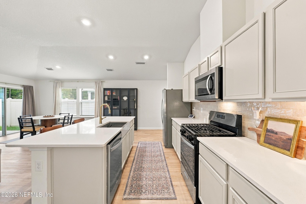 2526 Clayton Fls Cove - Photo 6