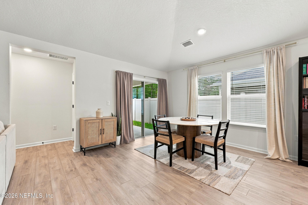 2526 Clayton Fls Cove - Photo 8