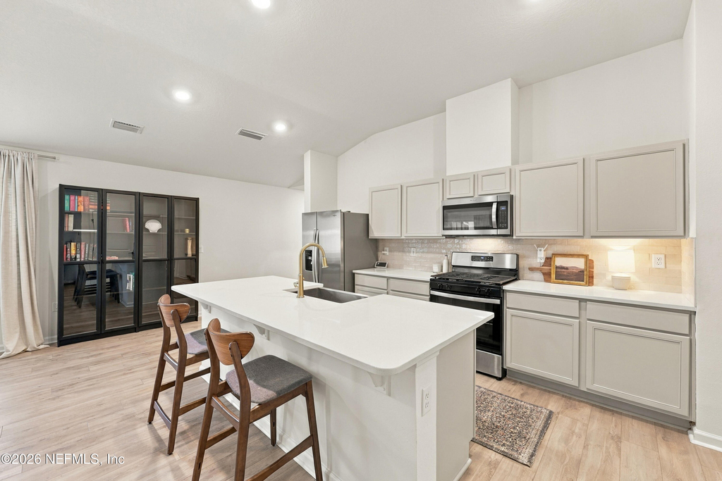2526 Clayton Fls Cove - Photo 5